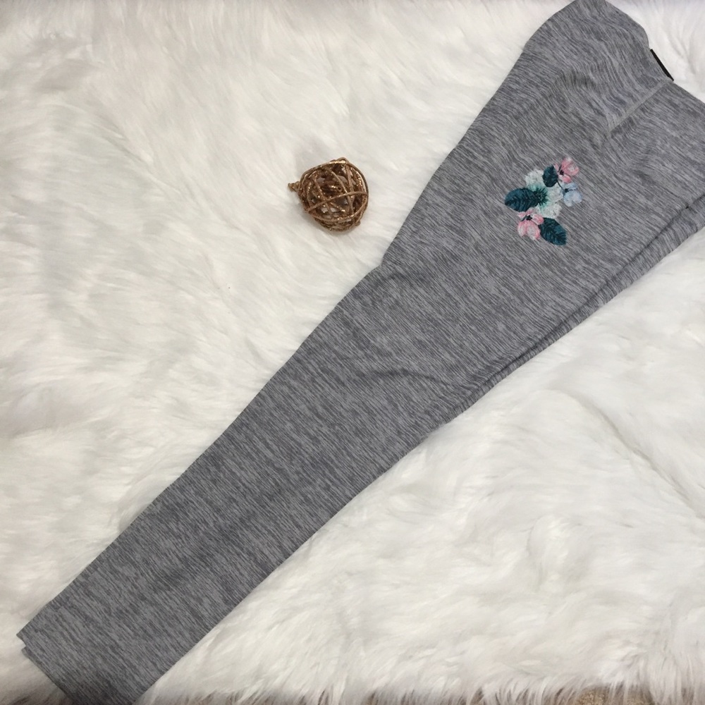 NWT. HIGH WAIST LEGGINGS LARGE - Picture 5 of 6